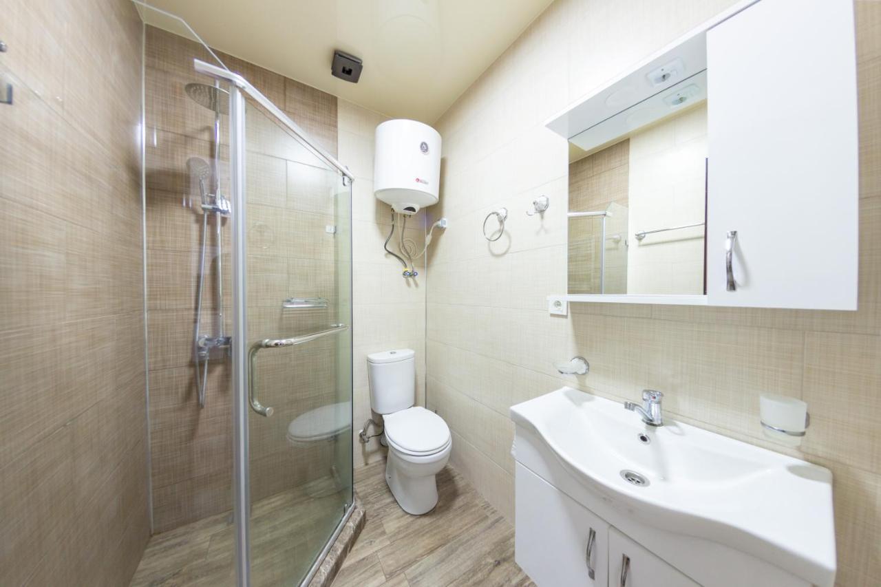 5 Apartment In One Boulding - Near Stadium Батуми Екстериор снимка